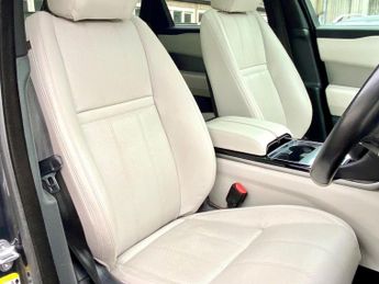 Land Rover Range Rover Velar 2.0 D240 R-Dynamic SE Auto 4WD Euro 6 (s/s) 5dr