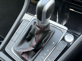 Volkswagen Golf 2.0 TSI GTI DSG Euro 6 (s/s) 5dr