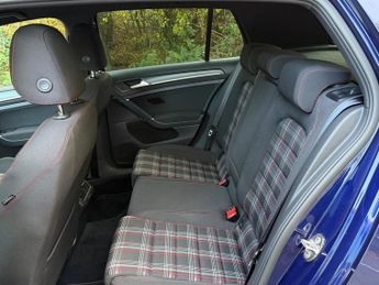 Volkswagen Golf 2.0 TSI GTI DSG Euro 6 (s/s) 5dr