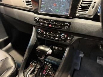 Kia Niro 1.6 GDi 8.9kWh 3 DCT Euro 6 (s/s) 5dr