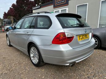 BMW 3 Series 2.0 320i SE Touring Auto Euro 4 5dr