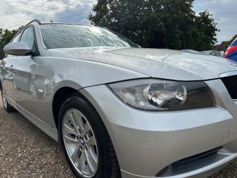 BMW 3 Series 2.0 320i SE Touring Auto Euro 4 5dr