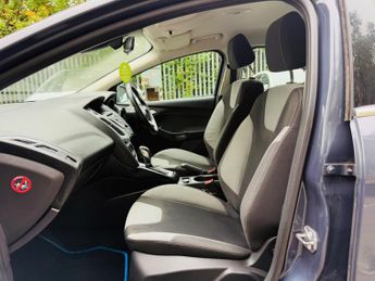 Ford Focus 1.6 Zetec Powershift Euro 5 5dr