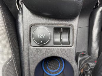 Ford Focus 1.6 Zetec Powershift Euro 5 5dr