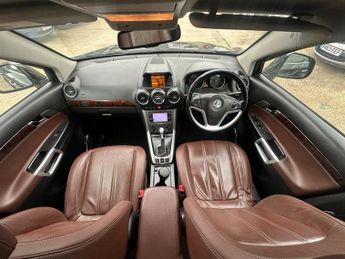 Vauxhall Antara 2.2 CDTi SE Auto 4WD Euro 5 5dr (SNav)