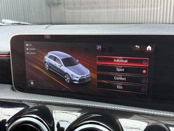 Mercedes-Benz A Class 1.5 A180d AMG Line (Executive) 7G-DCT Euro 6 (s/s) 5dr