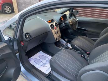 Vauxhall Corsa 1.2i 16v Club 3dr