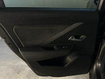 Vauxhall Astra 1.2 Turbo Ultimate Auto Euro 6 (s/s) 5dr