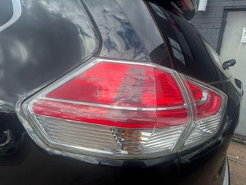 NISSAN X-TRAIL 1.6 dCi Tekna SUV 5dr Diesel XTRON Euro 6 (s/s) (130 ps) **FINAN