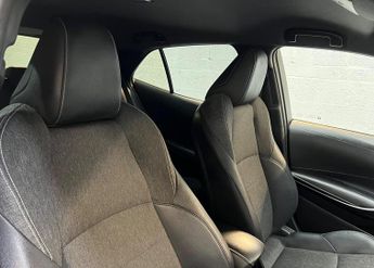 Toyota Corolla 1.8 VVT-h Design CVT Euro 6 (s/s) 5dr