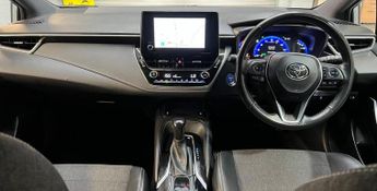 Toyota Corolla 1.8 VVT-h Design CVT Euro 6 (s/s) 5dr