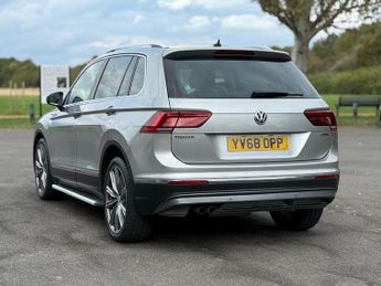 Volkswagen Tiguan 2.0 TDI SEL DSG 4Motion Euro 6 (s/s) 5dr