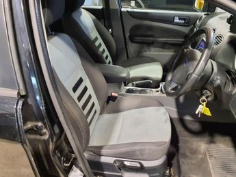 Ford Focus 1.6 Zetec 5dr
