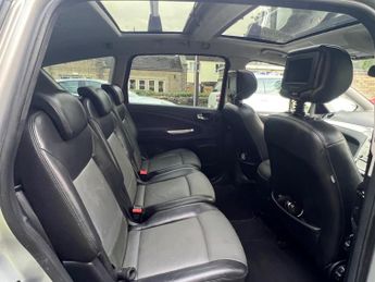 Ford S-Max 2.5 Titanium 5dr