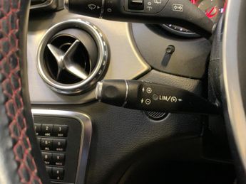 Mercedes-Benz GLA 2.1 GLA220d AMG Line (Premium Plus) 7G-DCT 4MATIC Euro 6 (s/s) 5