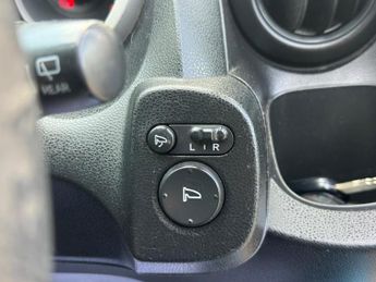 Honda Jazz 1.4 i-VTEC ES i SHIFT Euro 4 5dr