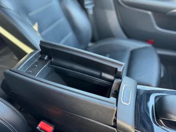 Mercedes-Benz CLA 1.3 CLA180 AMG Line (Premium 2) Coupe 7G-DCT Euro 6 (s/s) 4dr