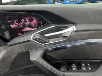 Audi e-tron 55 Launch Edition Sportback Auto quattro 5dr 95kWh