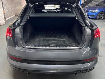Audi e-tron 55 Launch Edition Sportback Auto quattro 5dr 95kWh