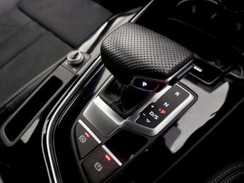 Audi A4 2.0 TFSI 40 Black Edition S Tronic Euro 6 (s/s) 4dr