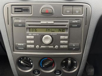 Ford Fusion 1.6 Plus 5dr