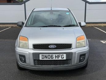 Ford Fusion 1.6 Plus 5dr