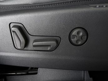 Vauxhall Grandland X 1.6 13.2kWh Ultimate Nav Auto 4WD Euro 6 (s/s) 5dr Hybrid4