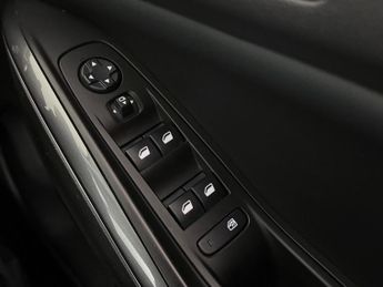 Vauxhall Grandland X 1.6 13.2kWh Ultimate Nav Auto 4WD Euro 6 (s/s) 5dr Hybrid4