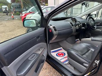 Toyota Prius 1.5 T Spirit CVT 5dr