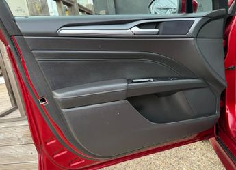 Ford Mondeo 2.0 TDCi Titanium Powershift Euro 6 (s/s) 5dr
