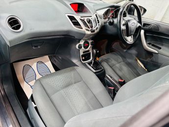 Ford Fiesta 1.4 Titanium 5dr
