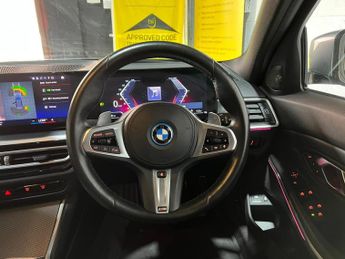 BMW 3 Series 2.0 330e 12kWh M Sport Touring Auto Euro 6 (s/s) 5dr