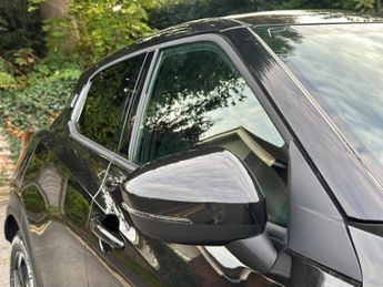 Nissan Juke 1.0 DIG-T N-Connecta DCT Auto Euro 6 (s/s) 5dr