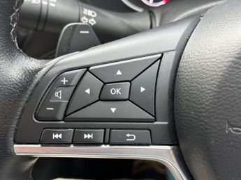 Nissan Juke 1.0 DIG-T N-Connecta DCT Auto Euro 6 (s/s) 5dr