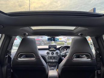 Mercedes-Benz GLA 2.0 GLA250 AMG Line 7G-DCT 4MATIC Euro 6 (s/s) 5dr