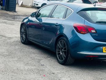 Vauxhall Astra 2.0 CDTi Elite Auto Euro 5 5dr