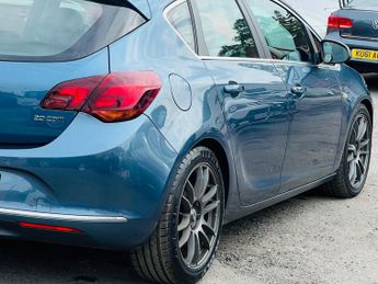 Vauxhall Astra 2.0 CDTi Elite Auto Euro 5 5dr