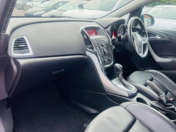 Vauxhall Astra 2.0 CDTi Elite Auto Euro 5 5dr
