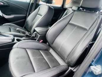 Vauxhall Astra 2.0 CDTi Elite Auto Euro 5 5dr