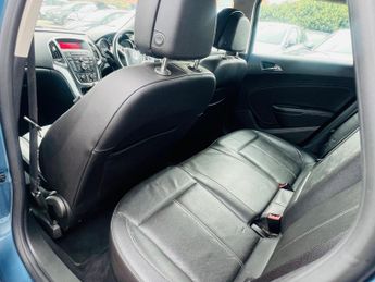 Vauxhall Astra 2.0 CDTi Elite Auto Euro 5 5dr