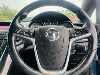 Vauxhall Astra 2.0 CDTi Elite Auto Euro 5 5dr