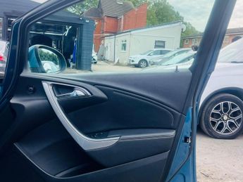 Vauxhall Astra 2.0 CDTi Elite Auto Euro 5 5dr