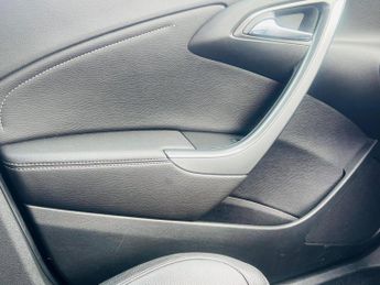 Vauxhall Astra 2.0 CDTi Elite Auto Euro 5 5dr