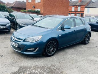 Vauxhall Astra 2.0 CDTi Elite Auto Euro 5 5dr