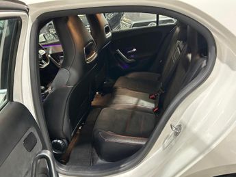 Mercedes-Benz A Class 1.3 A200 AMG Line (Premium) 7G-DCT Euro 6 (s/s) 5dr