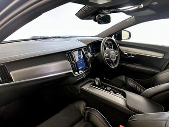 Volvo V90 2.0 B4 MHEV Plus Auto Euro 6 (s/s) 5dr