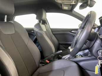 Audi A1 1.0 TFSI 30 S line Sportback Euro 6 (s/s) 5dr