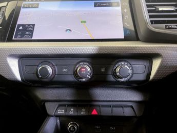 Audi A1 1.0 TFSI 30 S line Sportback Euro 6 (s/s) 5dr