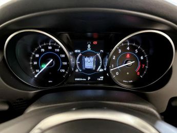 Jaguar XE 2.0i Prestige Auto Euro 6 (s/s) 4dr