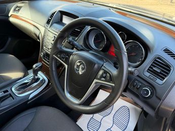 Vauxhall Insignia 2.0 CDTi SE Auto Euro 5 4dr